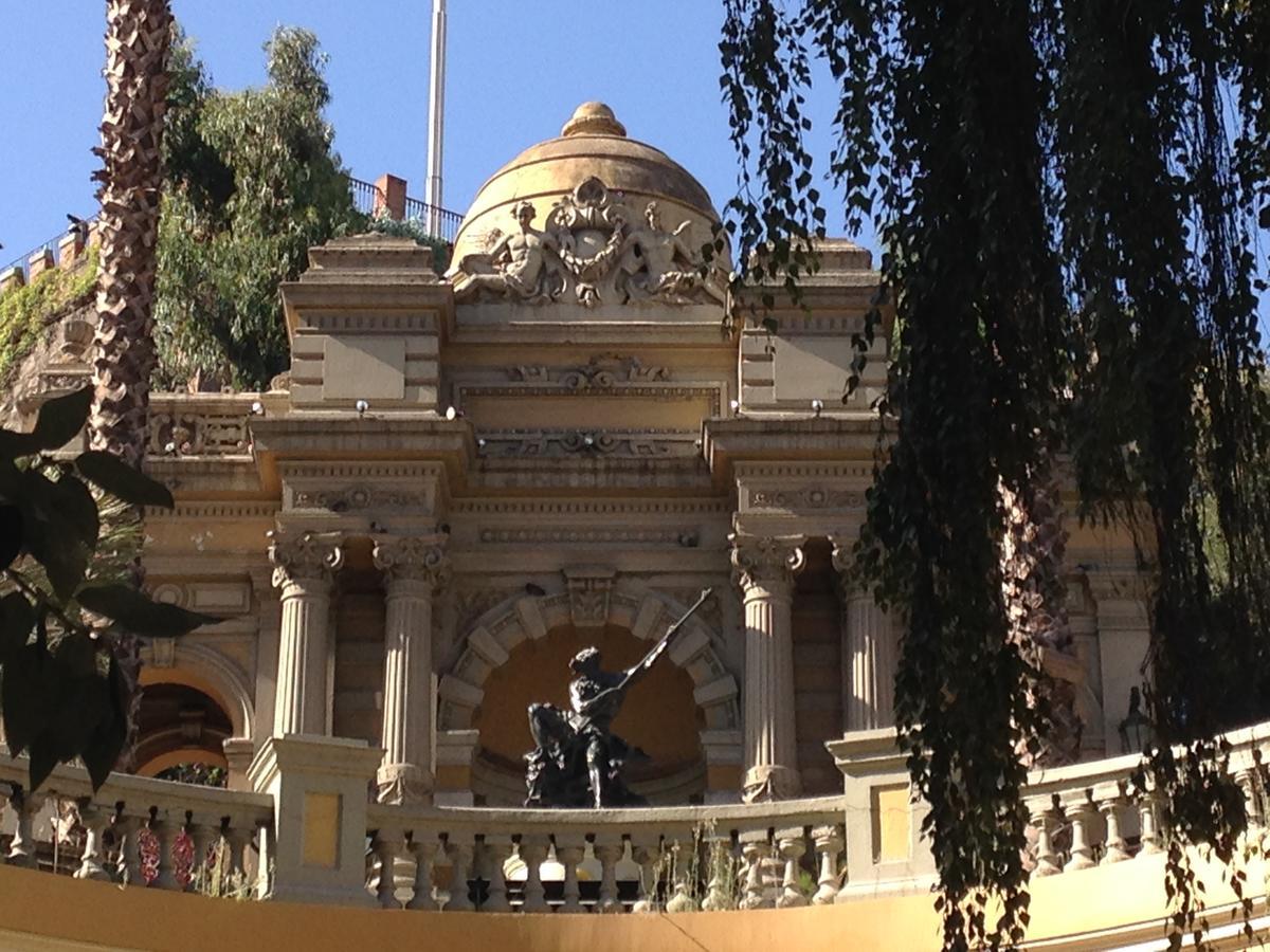 Azzai Bellas Artes Santiago de Chile Exteriér fotografie